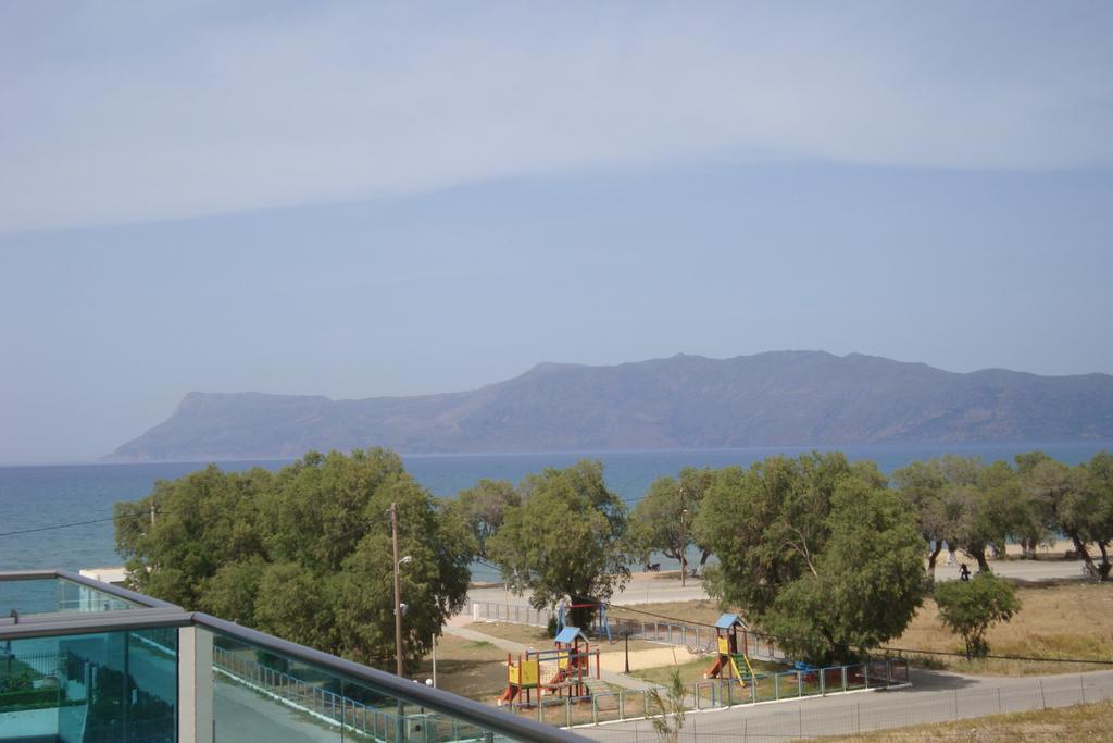 Crystal Bay Hotel Kissamos Bagian luar foto