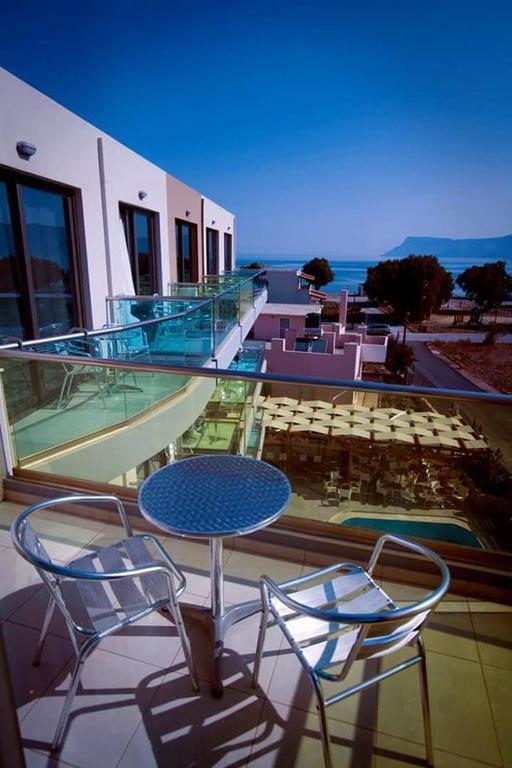 Crystal Bay Hotel Kissamos Bagian luar foto