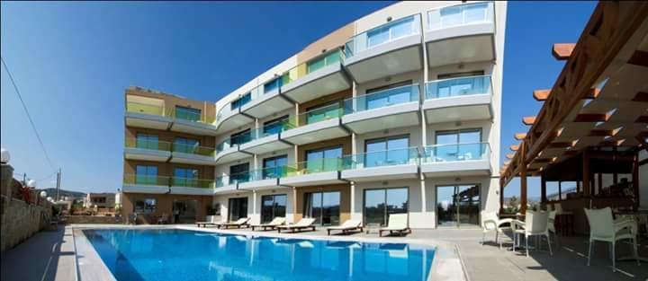 Crystal Bay Hotel Kissamos Bagian luar foto